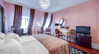 Гостиница «Дом Бутик» Санкт-Петербург Улучшенный двухместный номер с 1 кроватью и видом на улицу-2